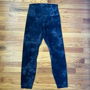 Black Tie Died Aligns